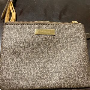 Michael Kors wristlet purse